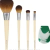 Make-up-Pinselset mit Schwamm
