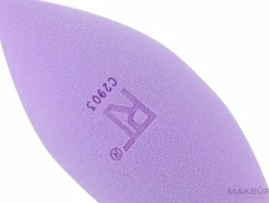 Real Techniques Miracle Concealer Sponge 0276